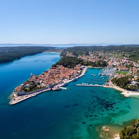 Rasic アパート *